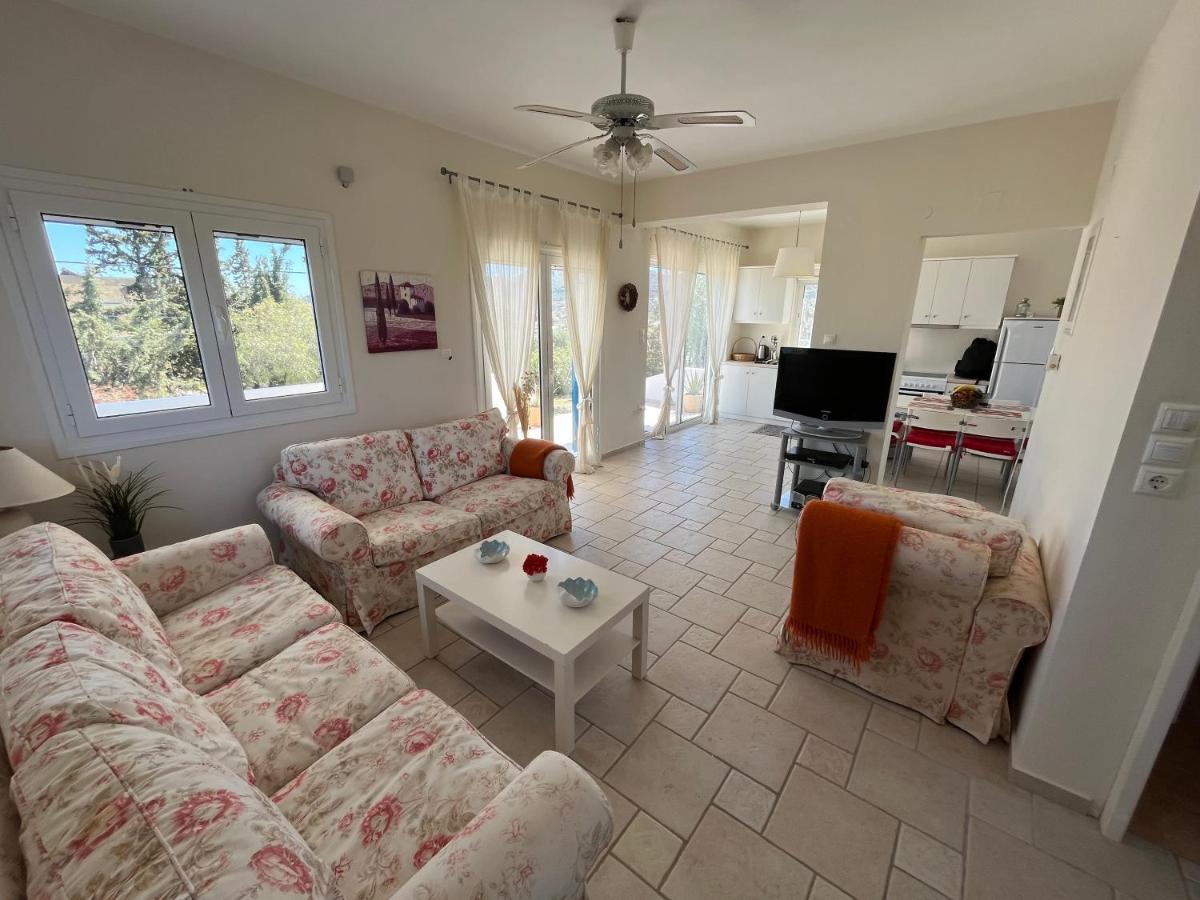 Aegina Amalia'S Summer Home מראה חיצוני תמונה